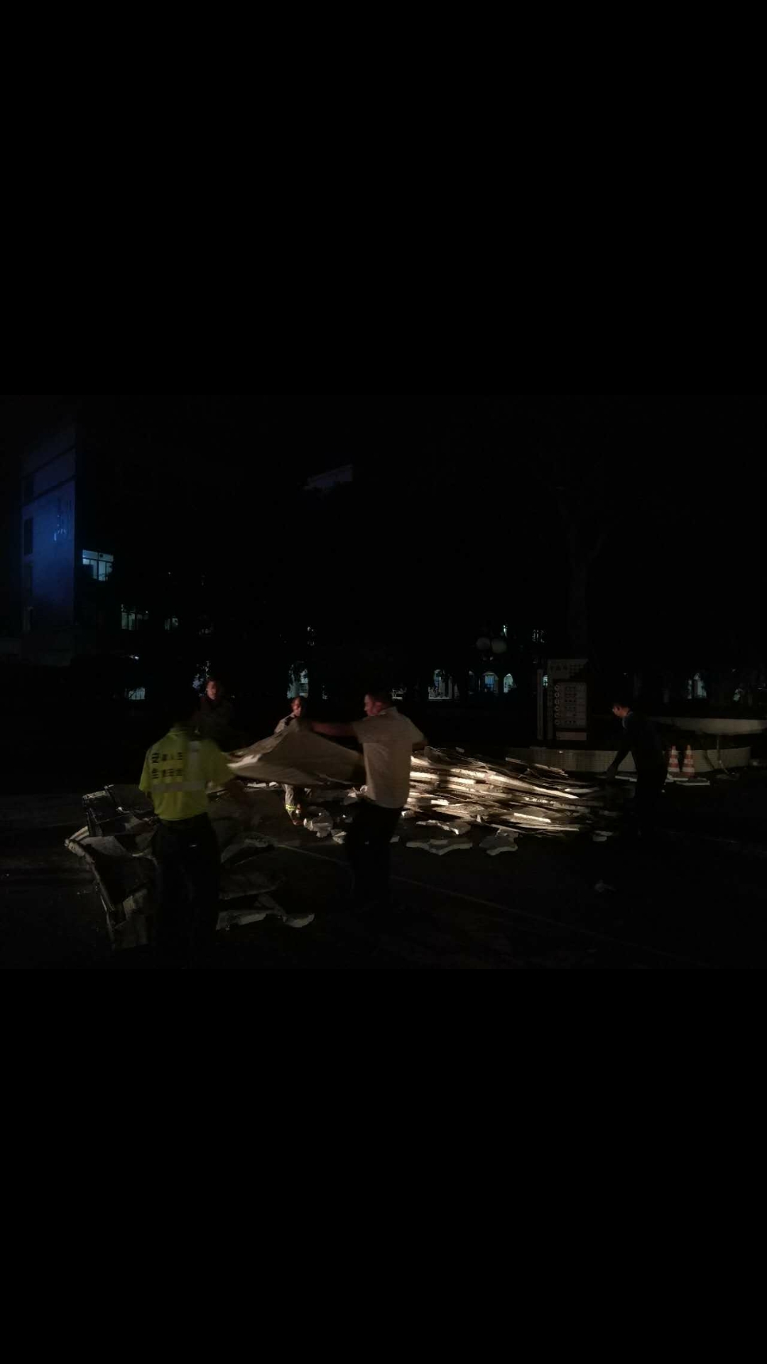 晚上的风 1080x1920_59a18c5d76d1e.png